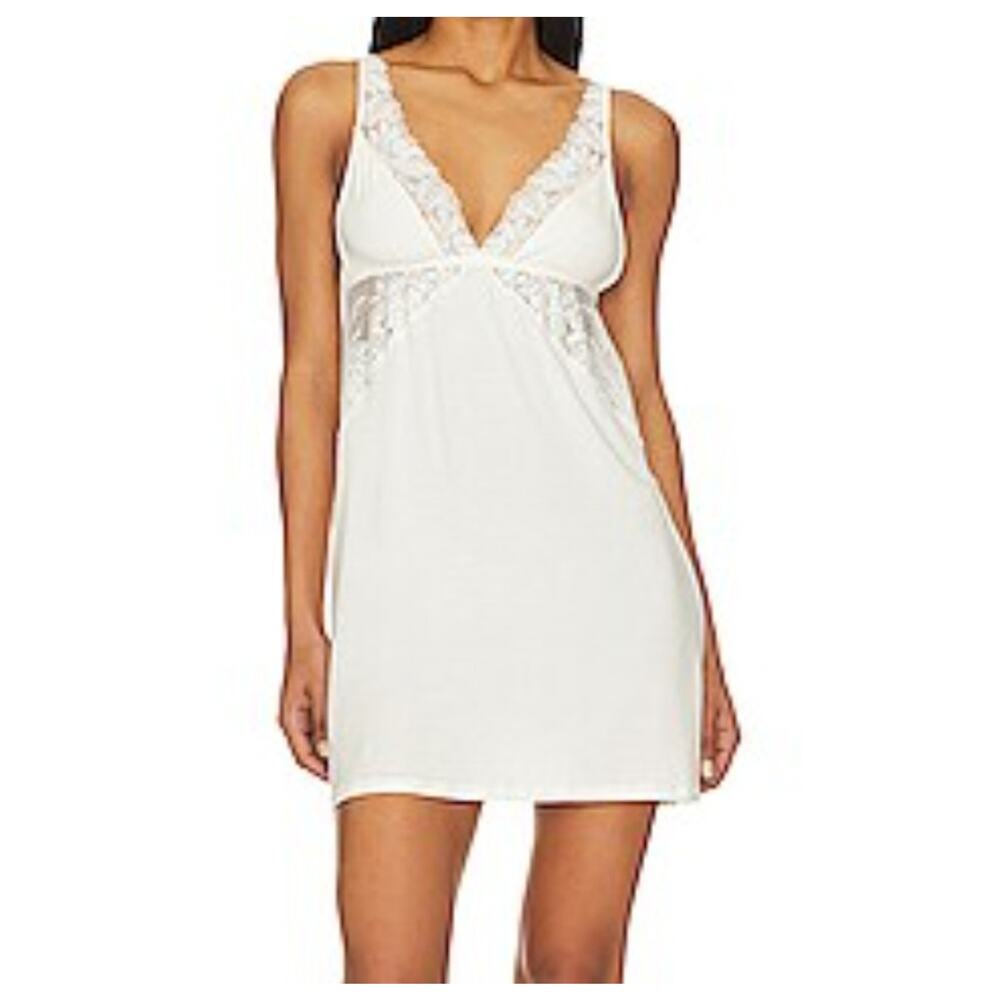 Eberjey Rosalia Ivory Lace Chemise NWT Romantic Honeymoon Nightgown Slip M